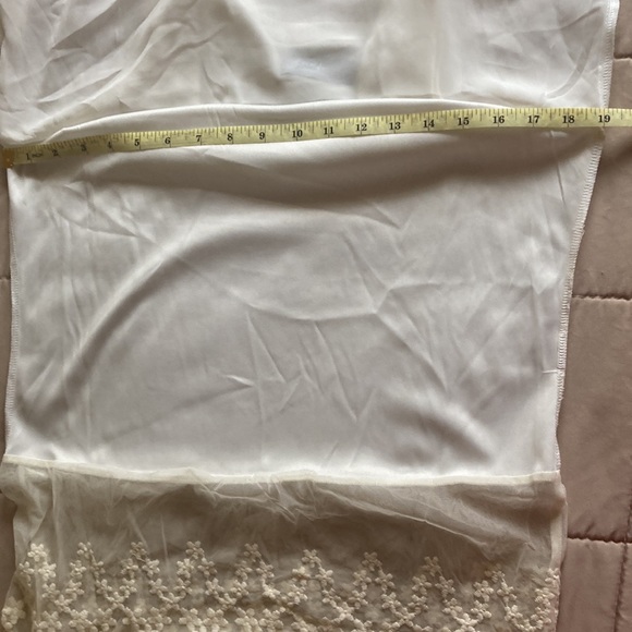 Isabel Queen medium ivory top. New never worn without tags. Stretchy under. - Picture 8 of 8